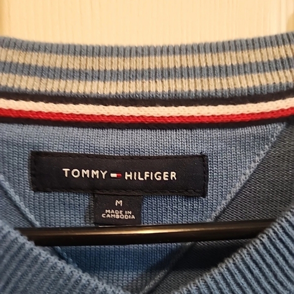 Tommy Hilfiger Men's Size Medium Pullover Sweater Vneck Classic Knit Logo Teal - Picture 3 of 5